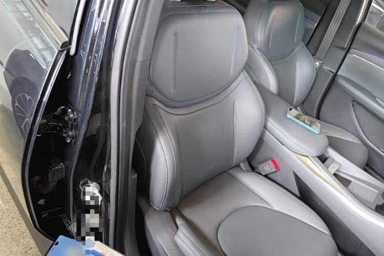 Used XPeng MONA M03 2024 620 with Ultra-Long Range Right Front Seat
