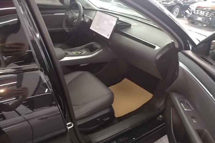 Used XPeng MONA M03 2024 515 Long-Range Right Front Seat