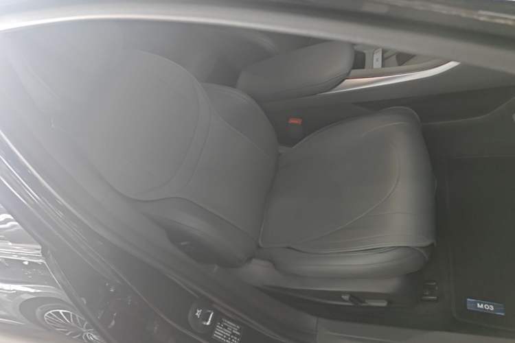 Used XPeng MONA M03 2024 620 with Ultra-Long Range Right Front Seat