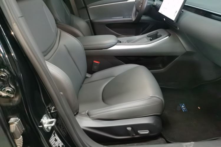 Used XPeng MONA M03 2024 515 Long-Range Right Front Seat