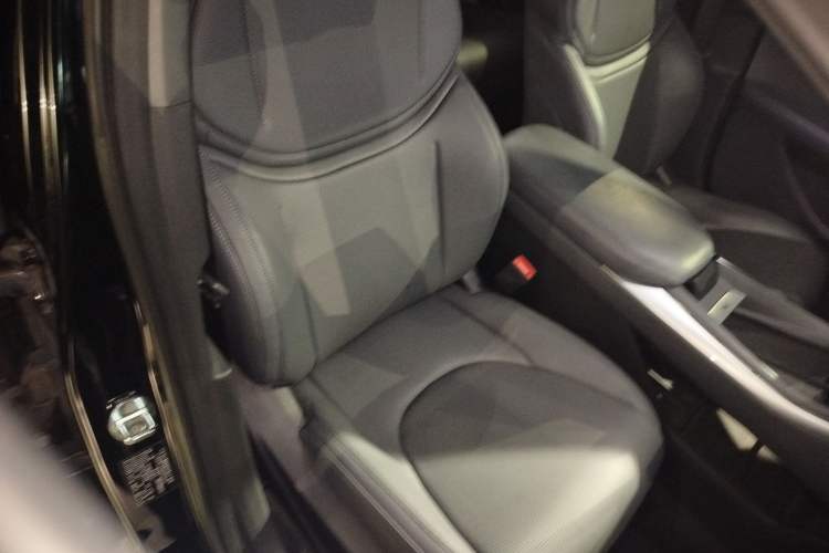 Used XPeng MONA M03 2024 620 with Ultra-Long Range Right Front Seat