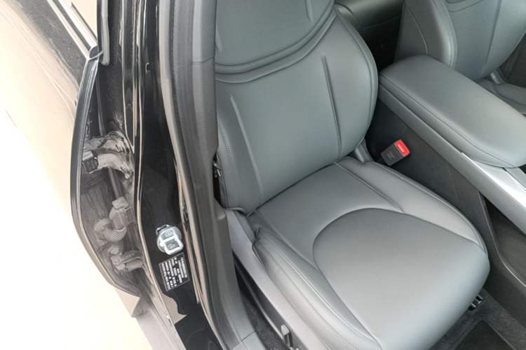 Used XPeng MONA M03 2024 515 Long-Range Right Front Seat
