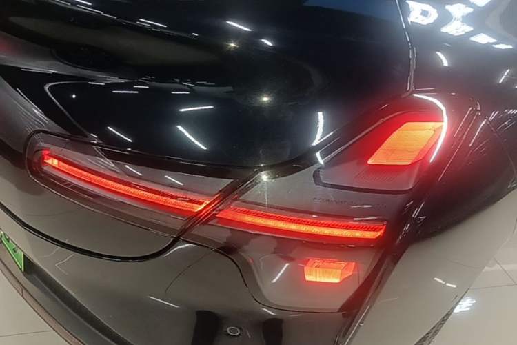 Used XPeng MONA M03 2024 620 with Ultra-Long Range Right Rear Taillight