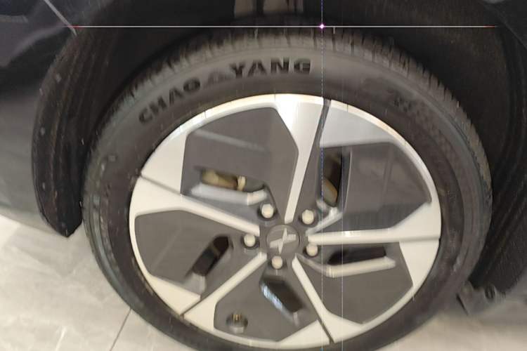 Used XPeng MONA M03 2024 620 with Ultra-Long Range Right Rear Wheel Hub