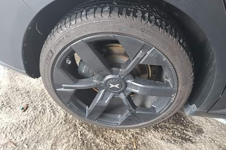Used XPeng MONA M03 2024 620 with Ultra-Long Range Right Rear Wheel Hub