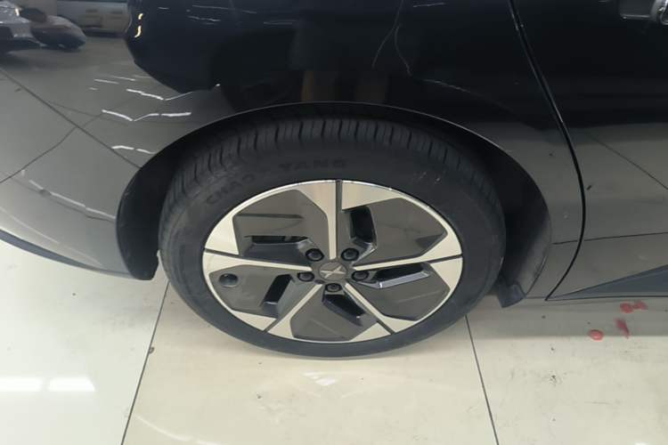 Used XPeng MONA M03 2024 620 with Ultra-Long Range Right Rear Wheel Hub