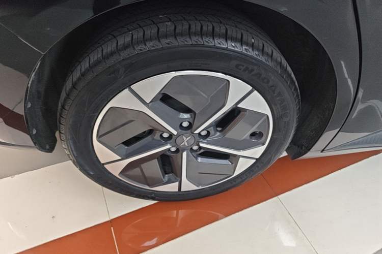 Used XPeng MONA M03 2024 515 Long-Range Right Rear Wheel Hub