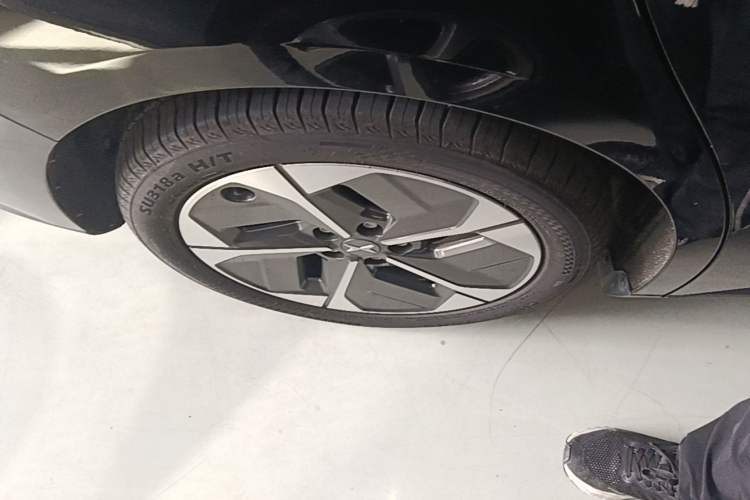 Used XPeng MONA M03 2024 620 with Ultra-Long Range Right Rear Wheel Hub