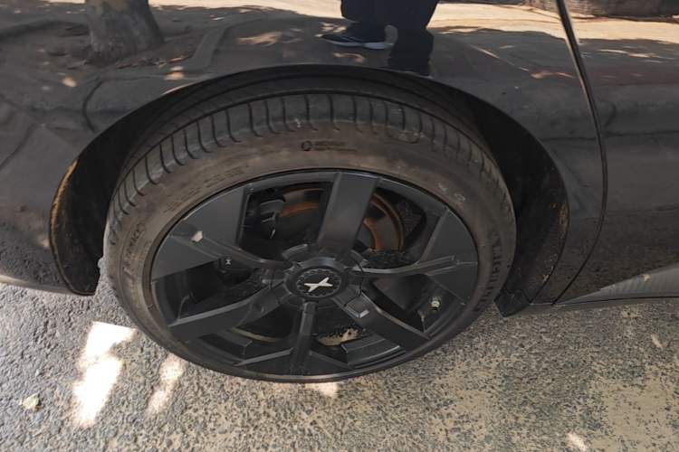 Used XPeng MONA M03 2024 620 with Ultra-Long Range Right Rear Wheel Hub