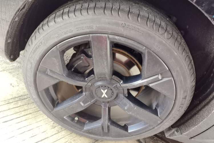 Used XPeng MONA M03 2024 620 with Ultra-Long Range Right Rear Wheel Hub