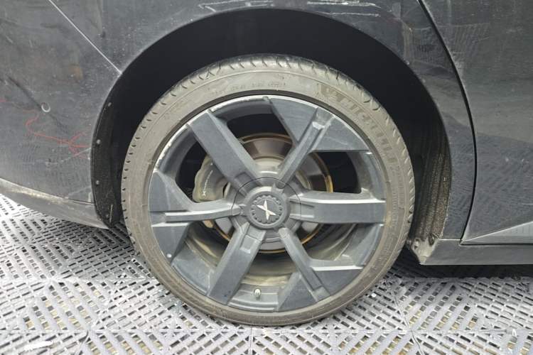 Used XPeng MONA M03 2024 620 with Ultra-Long Range Right Rear Wheel Hub