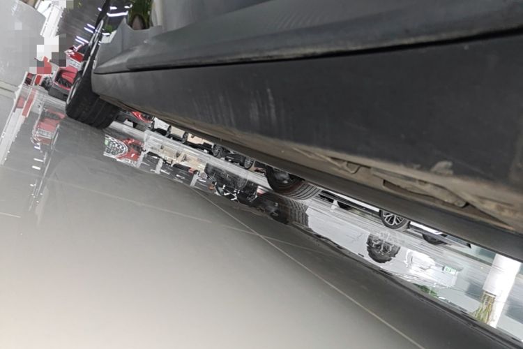 Used XPeng MONA M03 2024 620 with Ultra-Long Range Right Side Sill