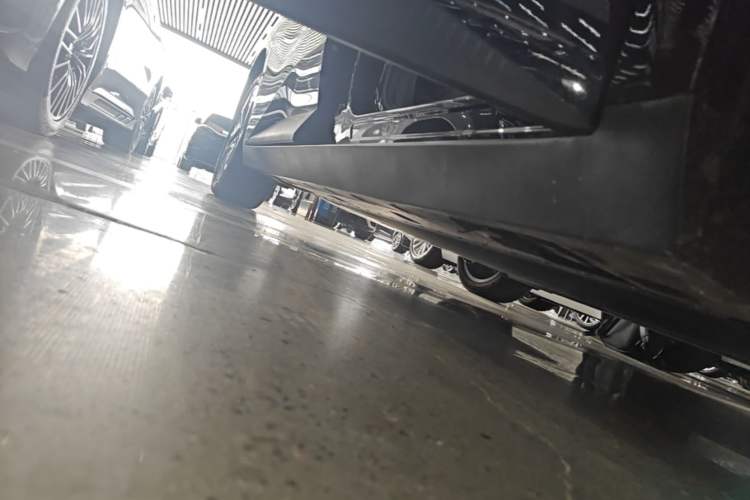 Used XPeng MONA M03 2024 620 with Ultra-Long Range Right Side Sill