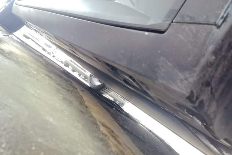 Used XPeng MONA M03 2024 620 with Ultra-Long Range Right Side Sill
