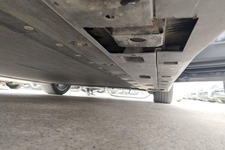 Used XPeng MONA M03 2024 620 with Ultra-Long Range Right Side Sill