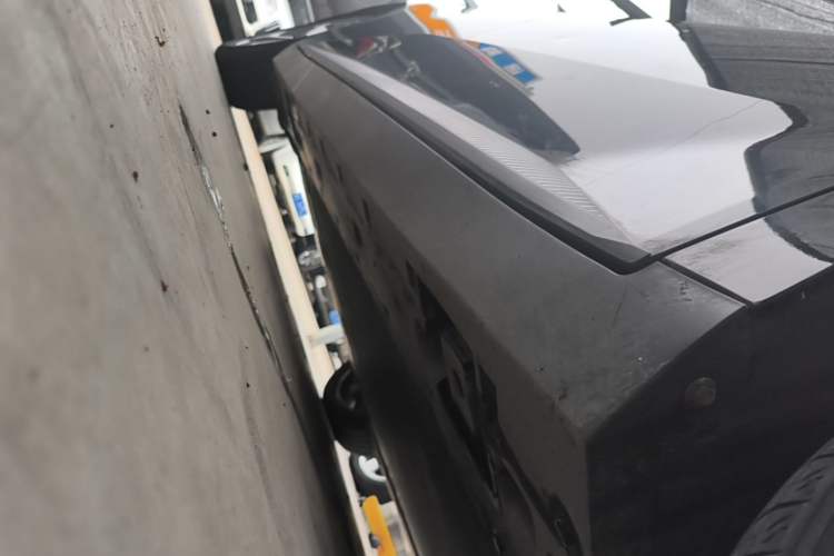 Used XPeng MONA M03 2024 620 with Ultra-Long Range Right Side Sill