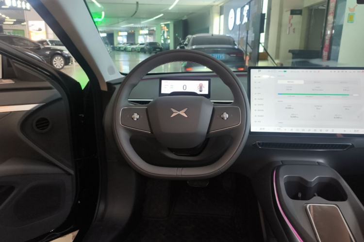 Used XPeng MONA M03 2024 620 with Ultra-Long Range Steering Wheel