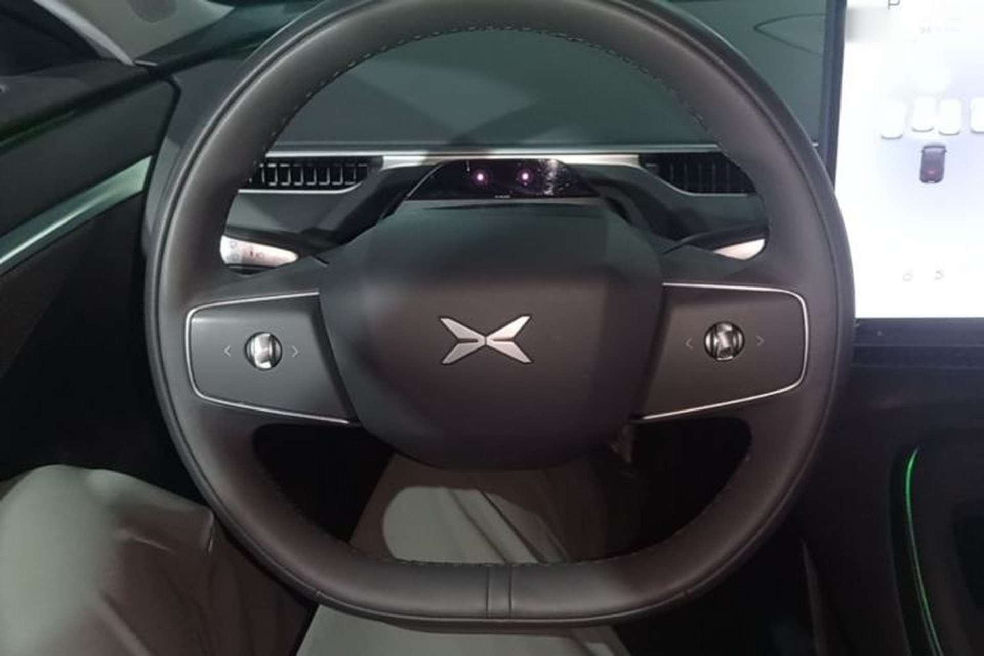 Used XPeng MONA M03 2024 620 with Ultra-Long Range Steering Wheel