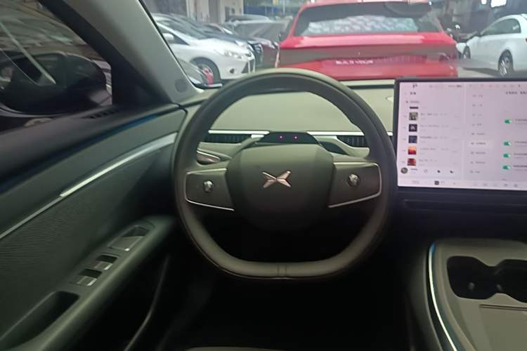 Used XPeng MONA M03 2024 580 with Ultra-Long Range Max Steering Wheel