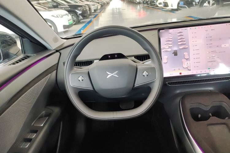 Used XPeng MONA M03 2024 620 with Ultra-Long Range Steering Wheel
