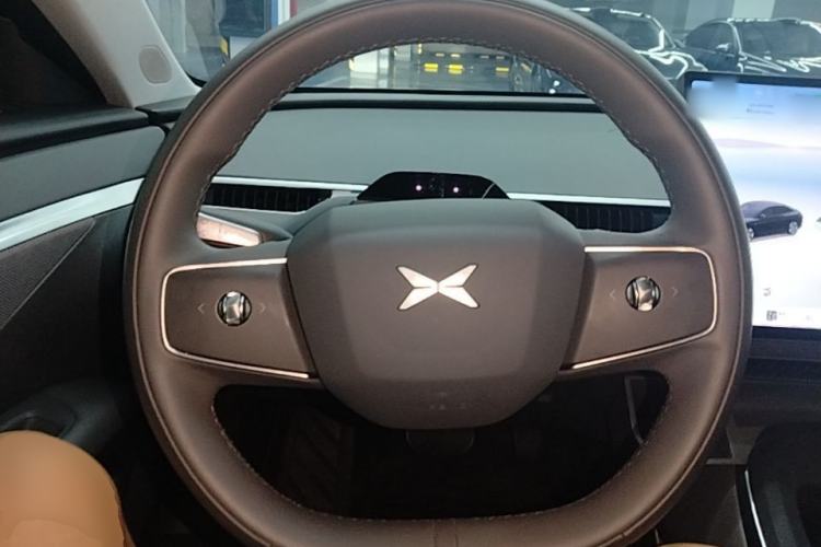 Used XPeng MONA M03 2024 620 with Ultra-Long Range Steering Wheel