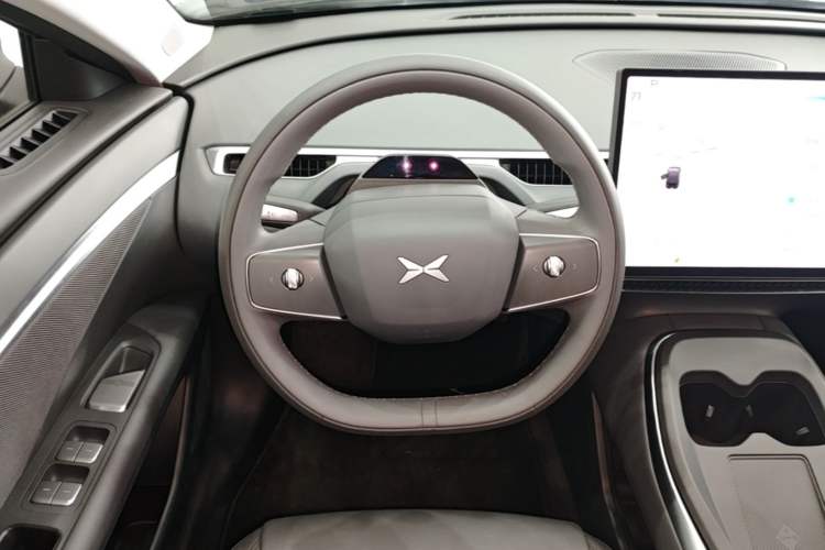Used XPeng MONA M03 2024 515 Long-Range Steering Wheel