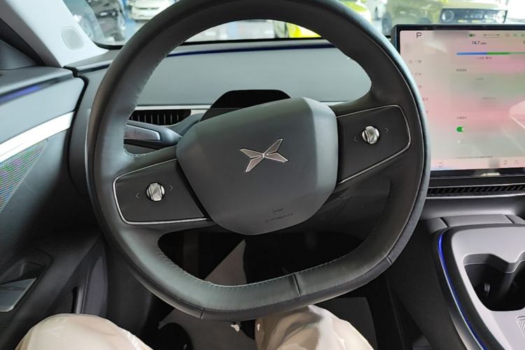 Used XPeng MONA M03 2024 620 with Ultra-Long Range Steering Wheel