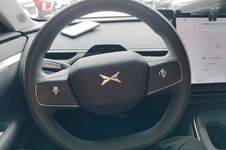 Used XPeng MONA M03 2024 620 with Ultra-Long Range Steering Wheel