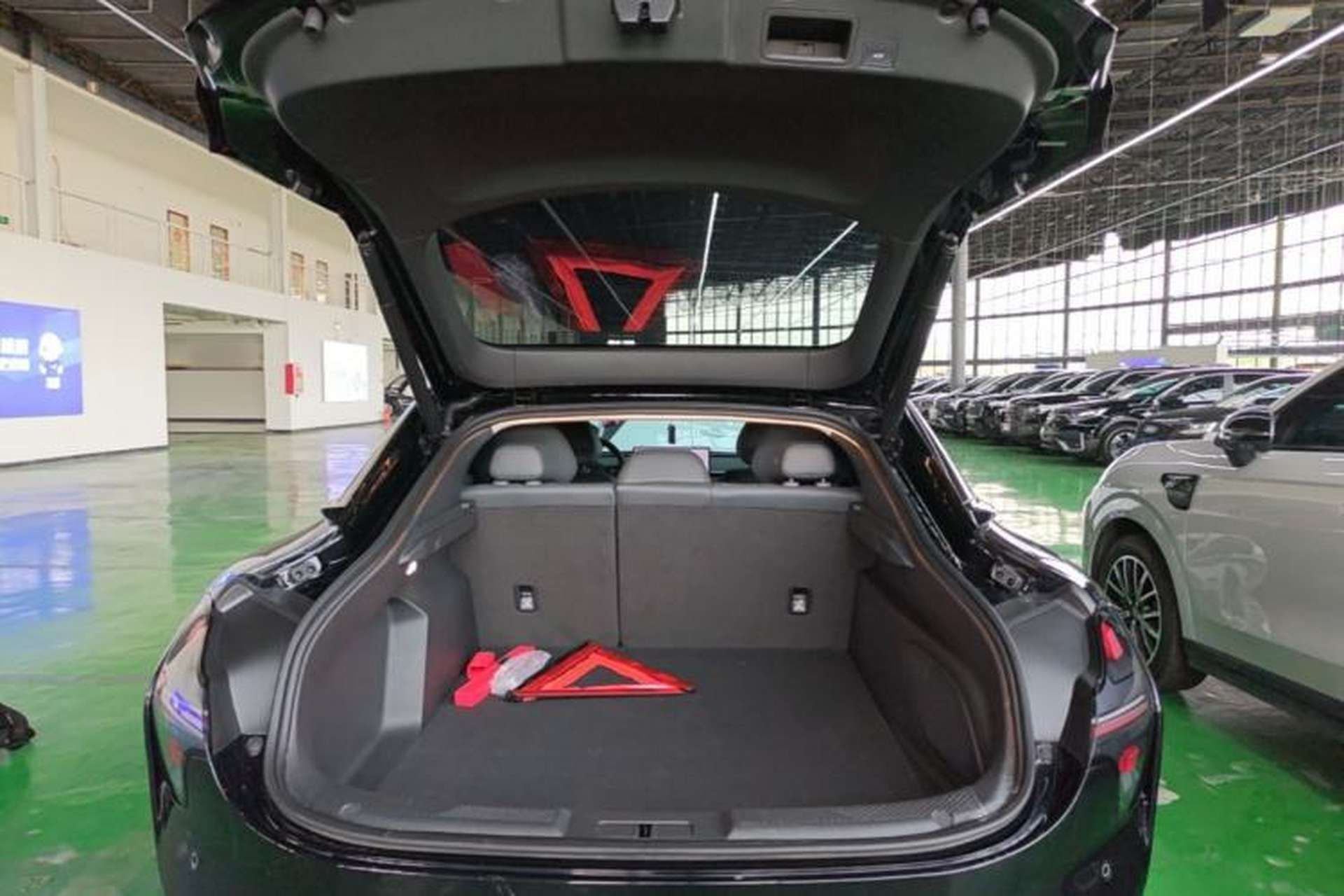 Used XPeng MONA M03 2024 620 with Ultra-Long Range Trunk