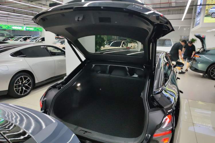 Used XPeng MONA M03 2024 620 with Ultra-Long Range Trunk