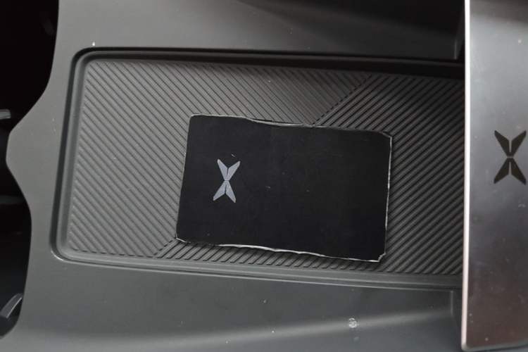 Used XPeng MONA M03 2024 620 with Ultra-Long Range Vehicle Key