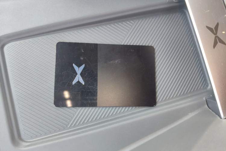 Used XPeng MONA M03 2024 620 with Ultra-Long Range Vehicle Key