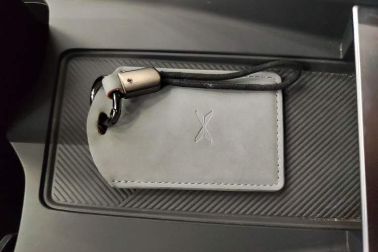 Used XPeng MONA M03 2024 620 with Ultra-Long Range Vehicle Key