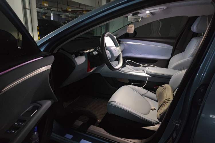 Used XPeng MONA M03 2024 620 with Ultra-Long Range Driver Seat