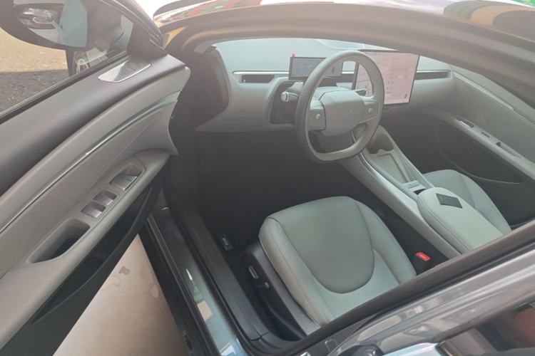 Used XPeng MONA M03 2024 620 with Ultra-Long Range Driver Seat