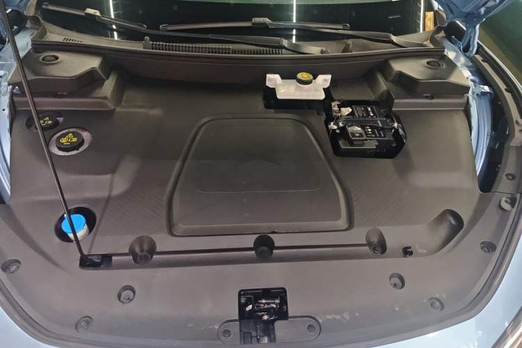 Used XPeng MONA M03 2024 620 with Ultra-Long Range Engine Bay