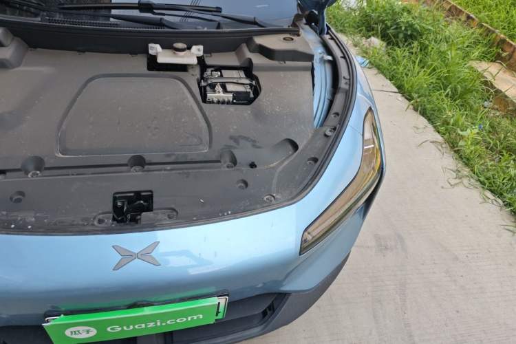 Used XPeng MONA M03 2024 620 with Ultra-Long Range Engine Bay Left