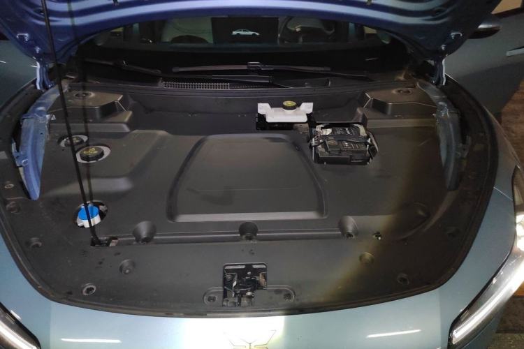 Used XPeng MONA M03 2024 620 with Ultra-Long Range Engine Bay