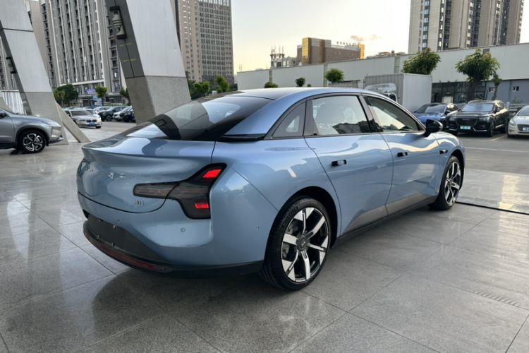 Used XPeng MONA M03 2024 620 with Ultra-Long Range Exterior 6