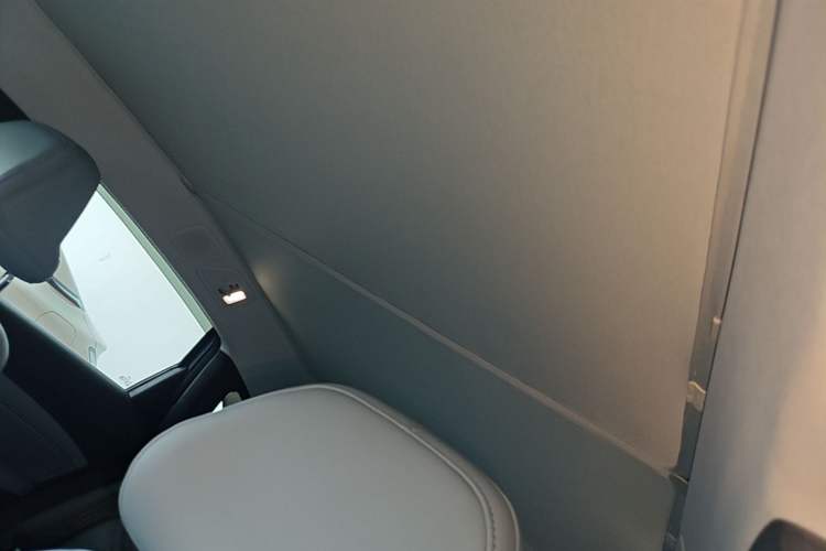 Used XPeng MONA M03 2024 620 with Ultra-Long Range Headliner