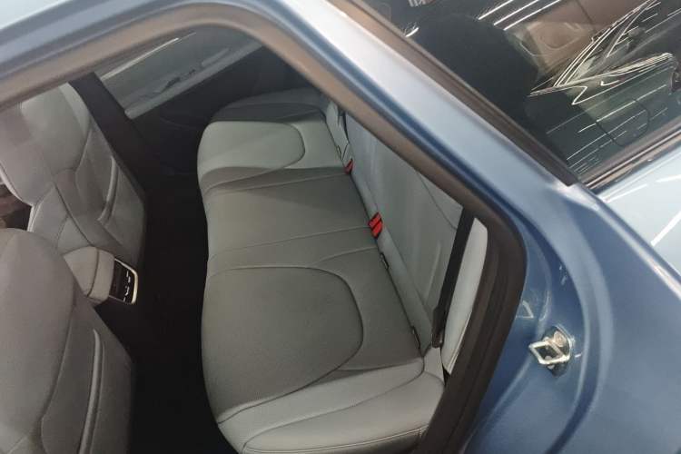 Used XPeng MONA M03 2024 620 with Ultra-Long Range Interior 4