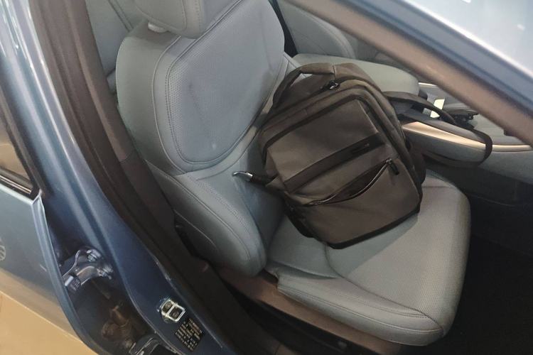 Used XPeng MONA M03 2024 620 with Ultra-Long Range Right Front Seat