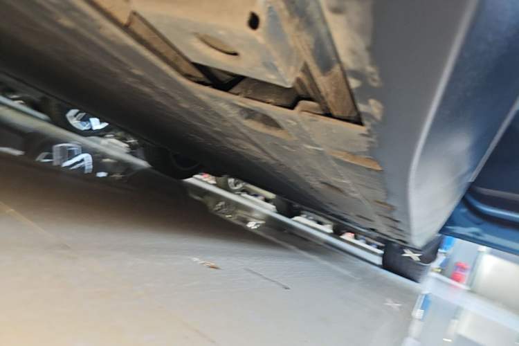 Used XPeng MONA M03 2024 620 with Ultra-Long Range Right Side Sill