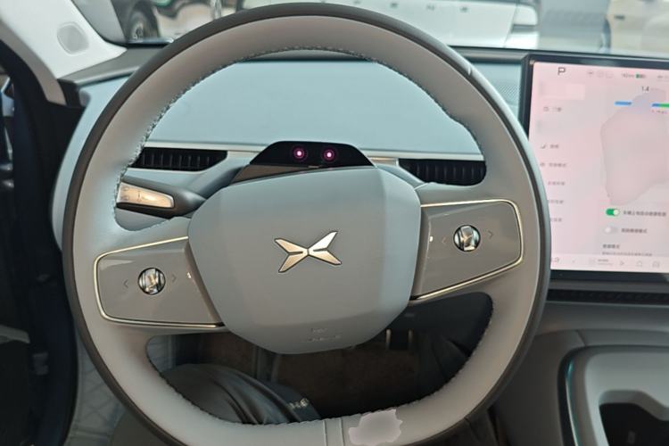 Used XPeng MONA M03 2024 620 with Ultra-Long Range Steering Wheel