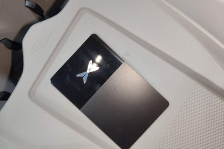 Used XPeng MONA M03 2024 620 with Ultra-Long Range Vehicle Key
