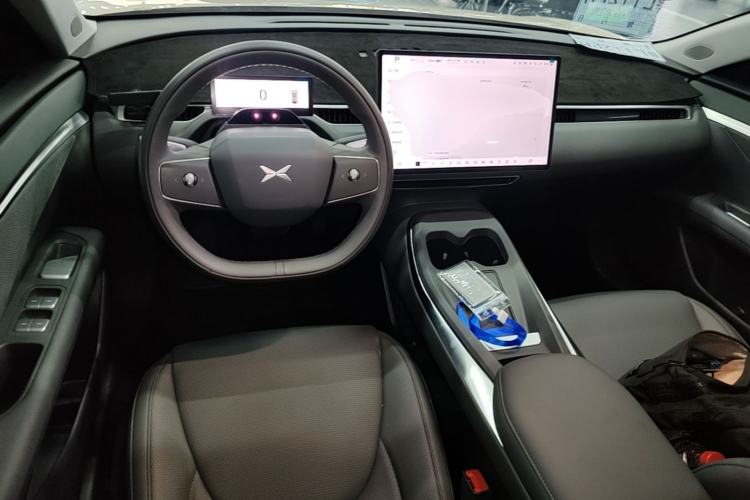 Used XPeng MONA M03 2024 620 with Ultra-Long Range Center Console