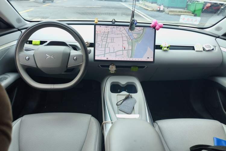 Used XPeng MONA M03 2024 620 with Ultra-Long Range Center Console
