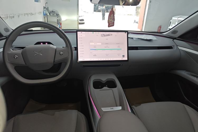 Used XPeng MONA M03 2024 620 with Ultra-Long Range Center Console