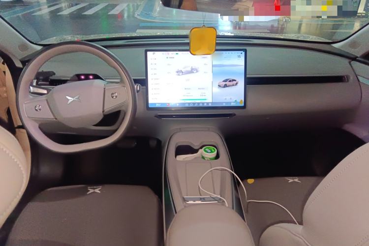 Used XPeng MONA M03 2024 515 Long-Range Center Console