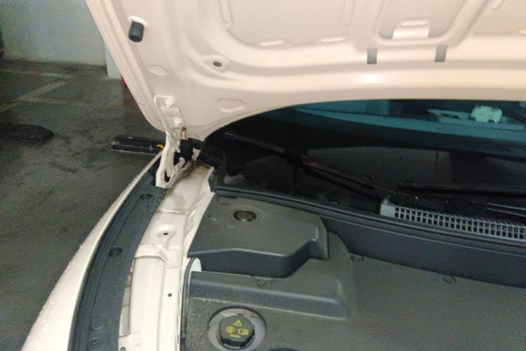 Used XPeng MONA M03 2024 515 Long-Range Engine Bay Right